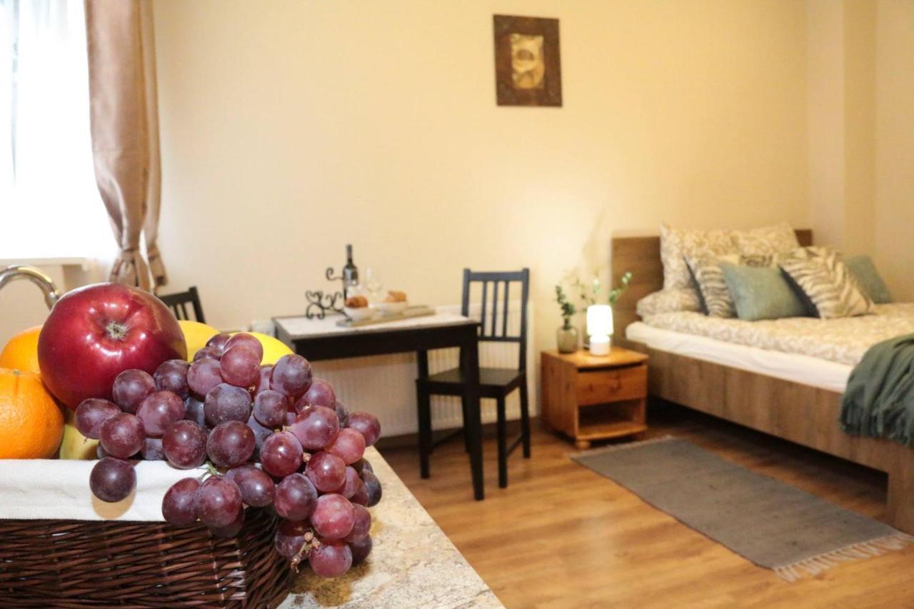 Palma Apartmanok Szallashely Szazhalombatta 6A Extérieur photo